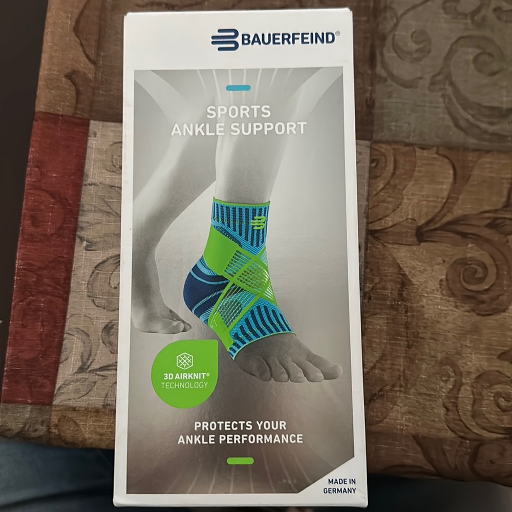 Bauerfeind Sports Ankle Support